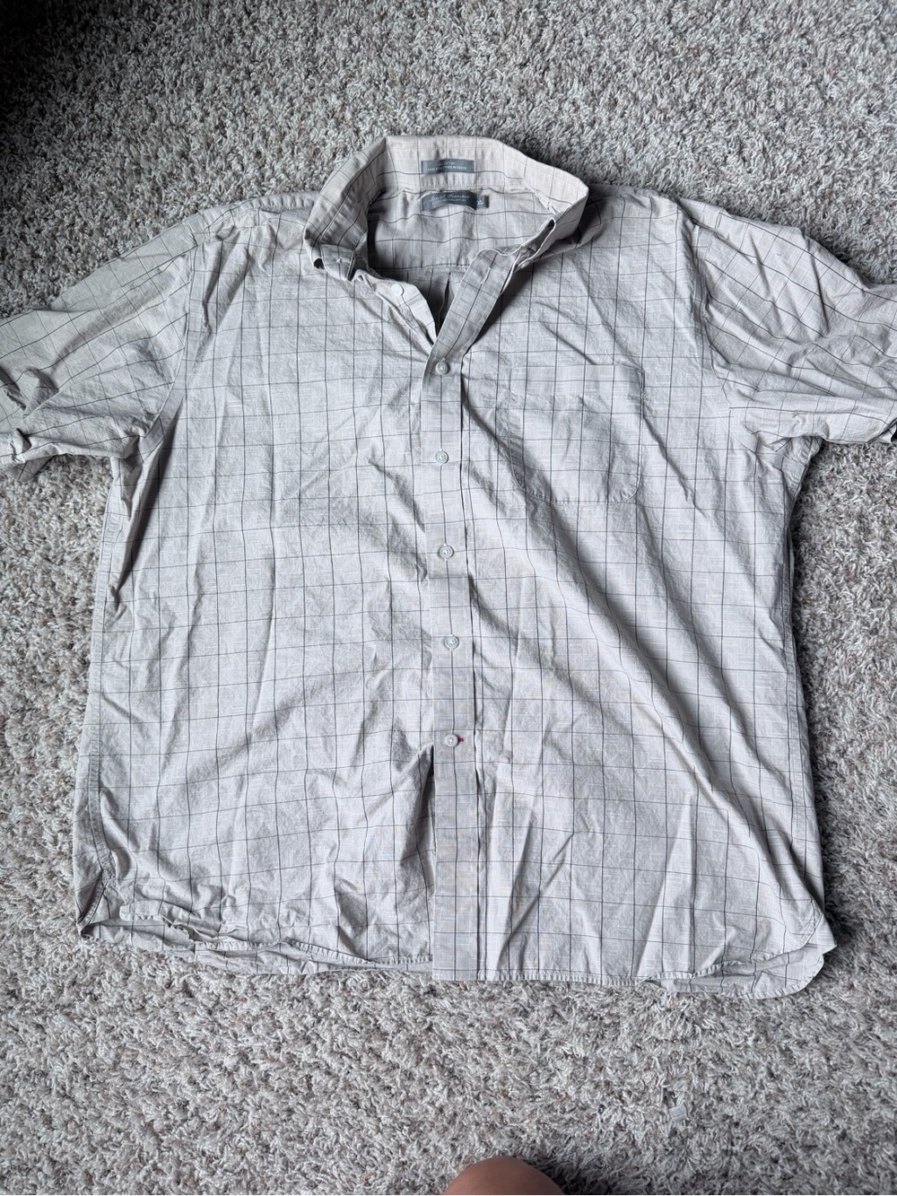 Men’s short sleeve button down
